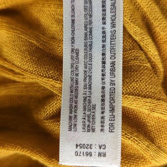 FP Beach 2-Piece Set - Picture 12 of 15